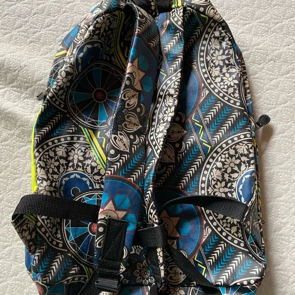 Kavu Backpack - Picture 3 of 5